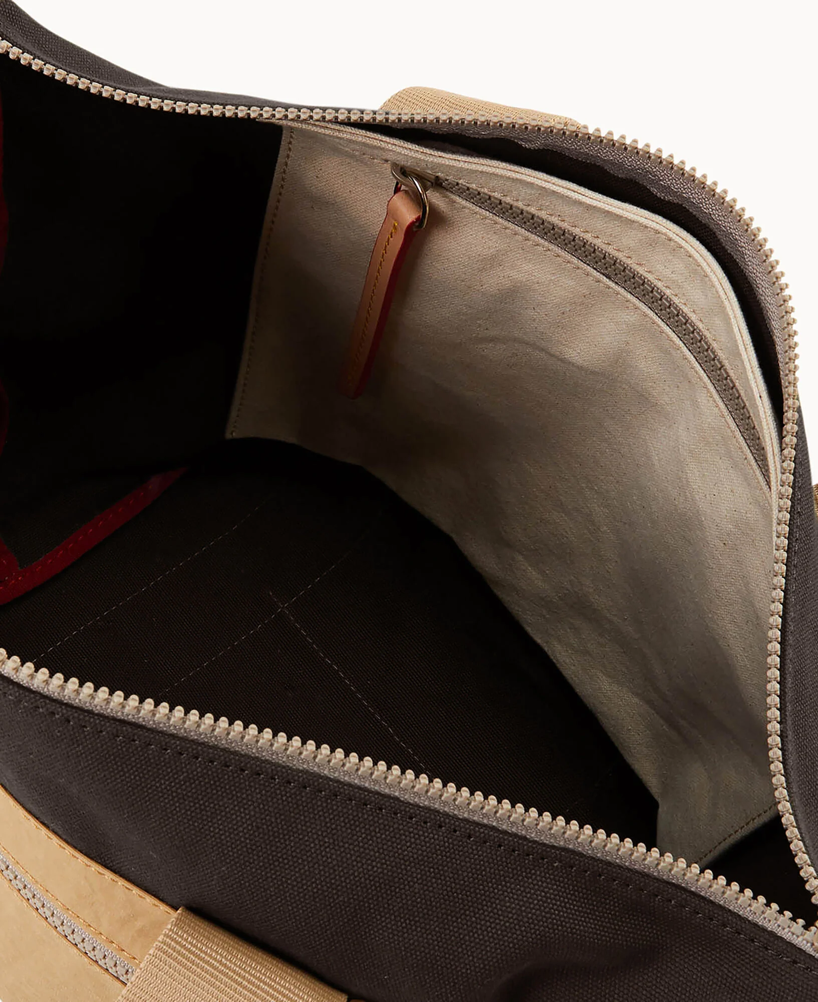 Canvas Carryall 28 with Pocket - Image 33