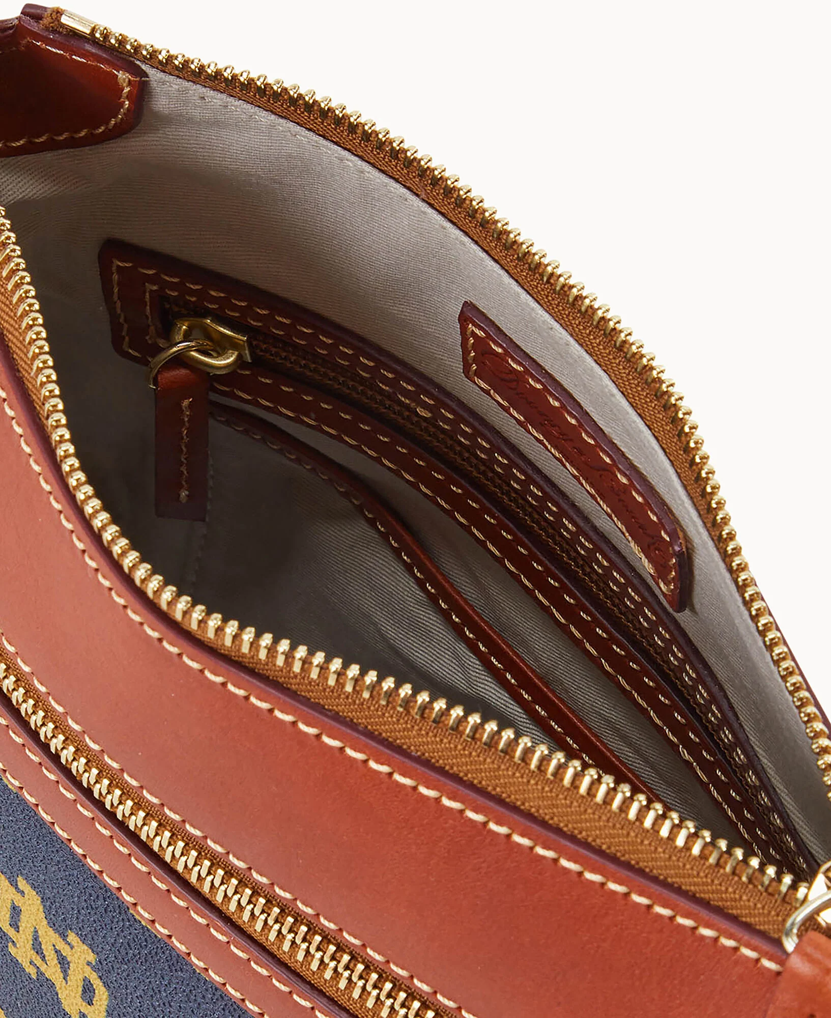 Collegiate University of Notre Dame Crossbody 25 - Image 3