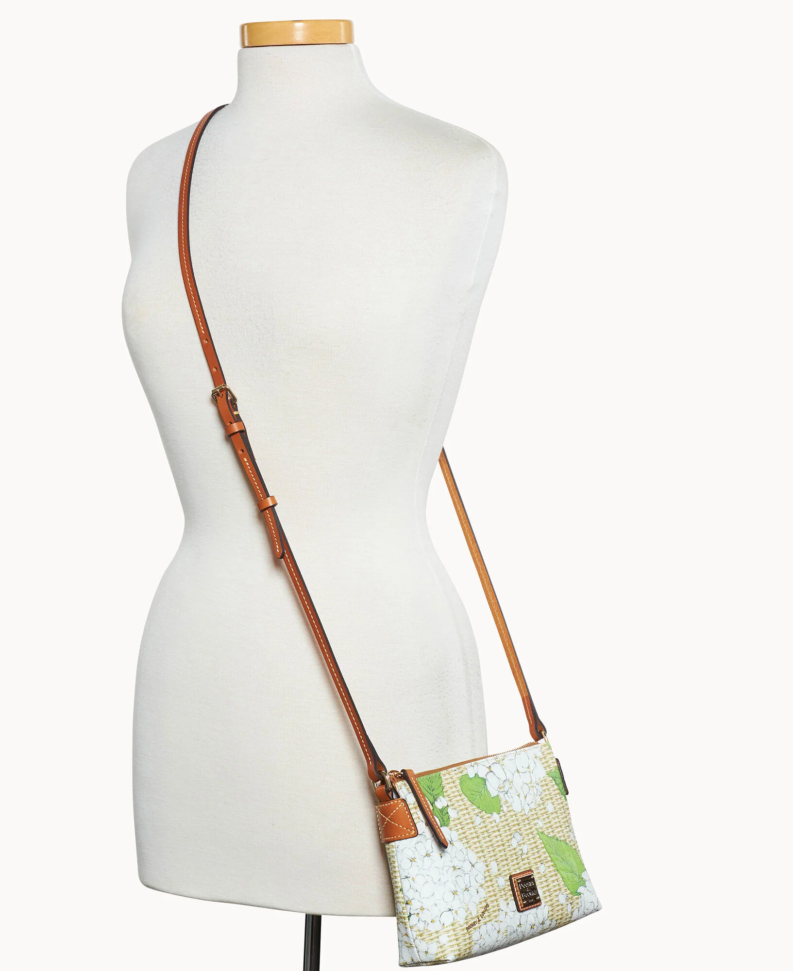 Hydrangea Basketweave Crossbody Pouchette - Image 16