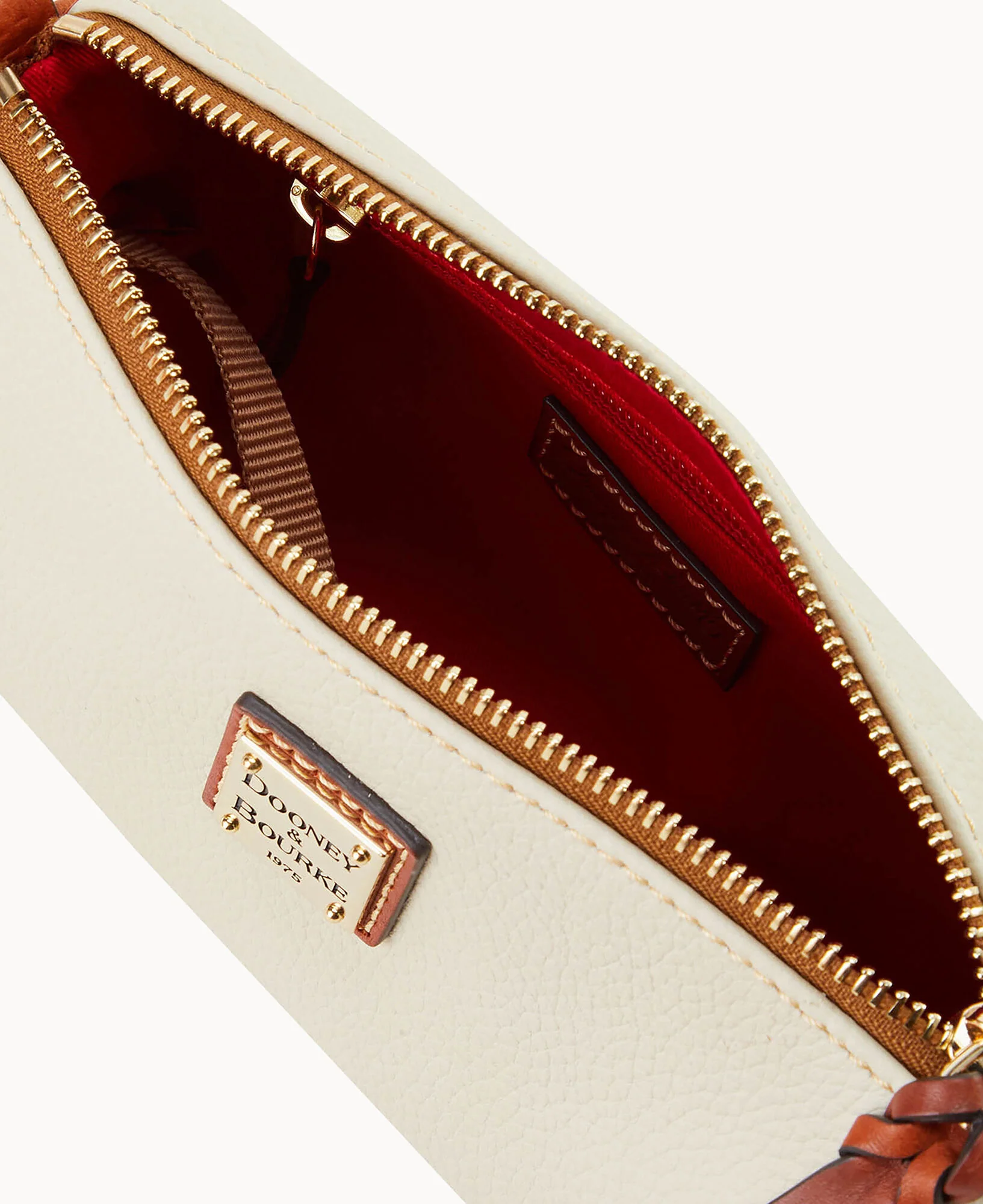 Pebble Grain Buffy Crossbody - Image 23