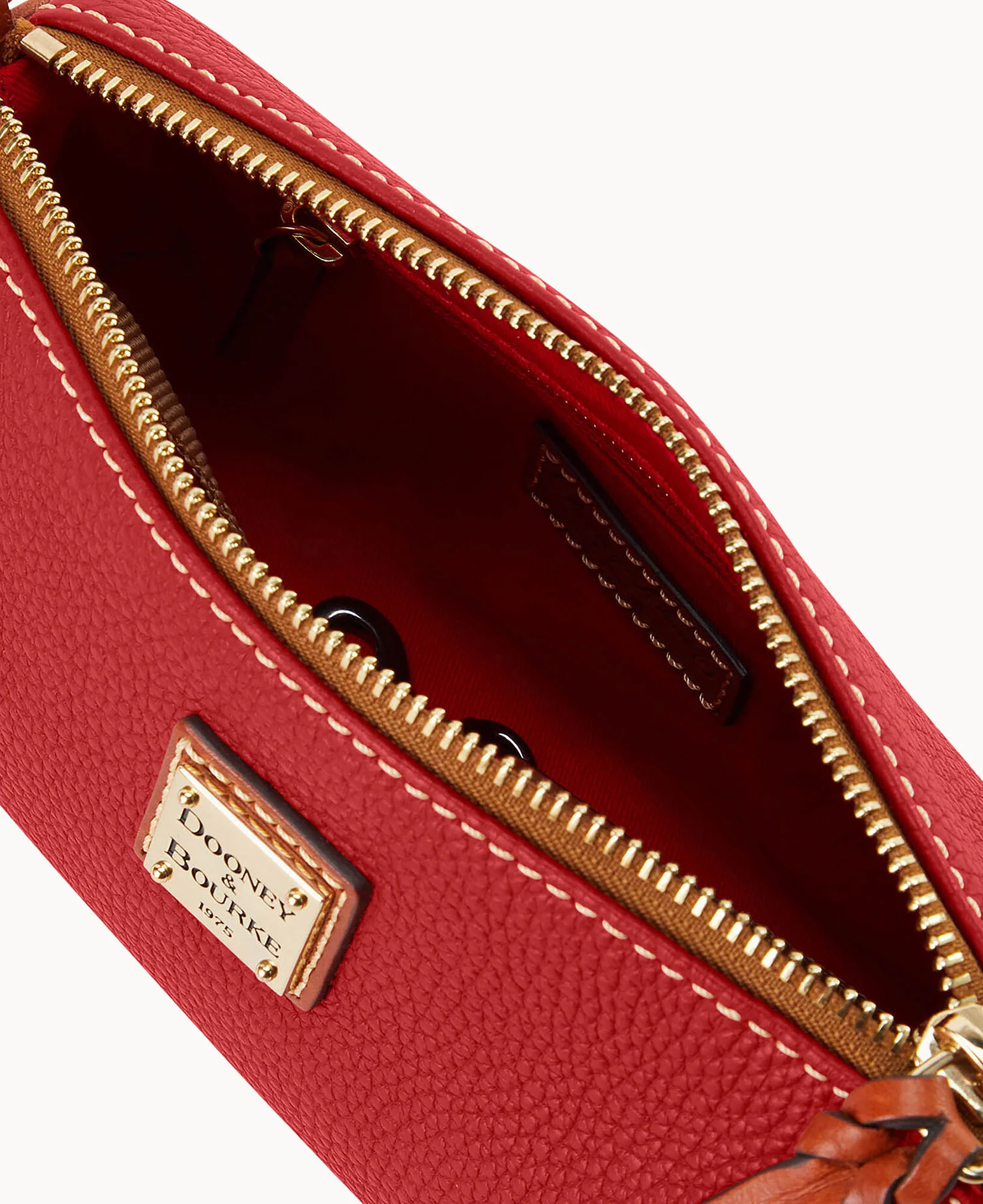 Pebble Grain Buffy Crossbody - Image 27