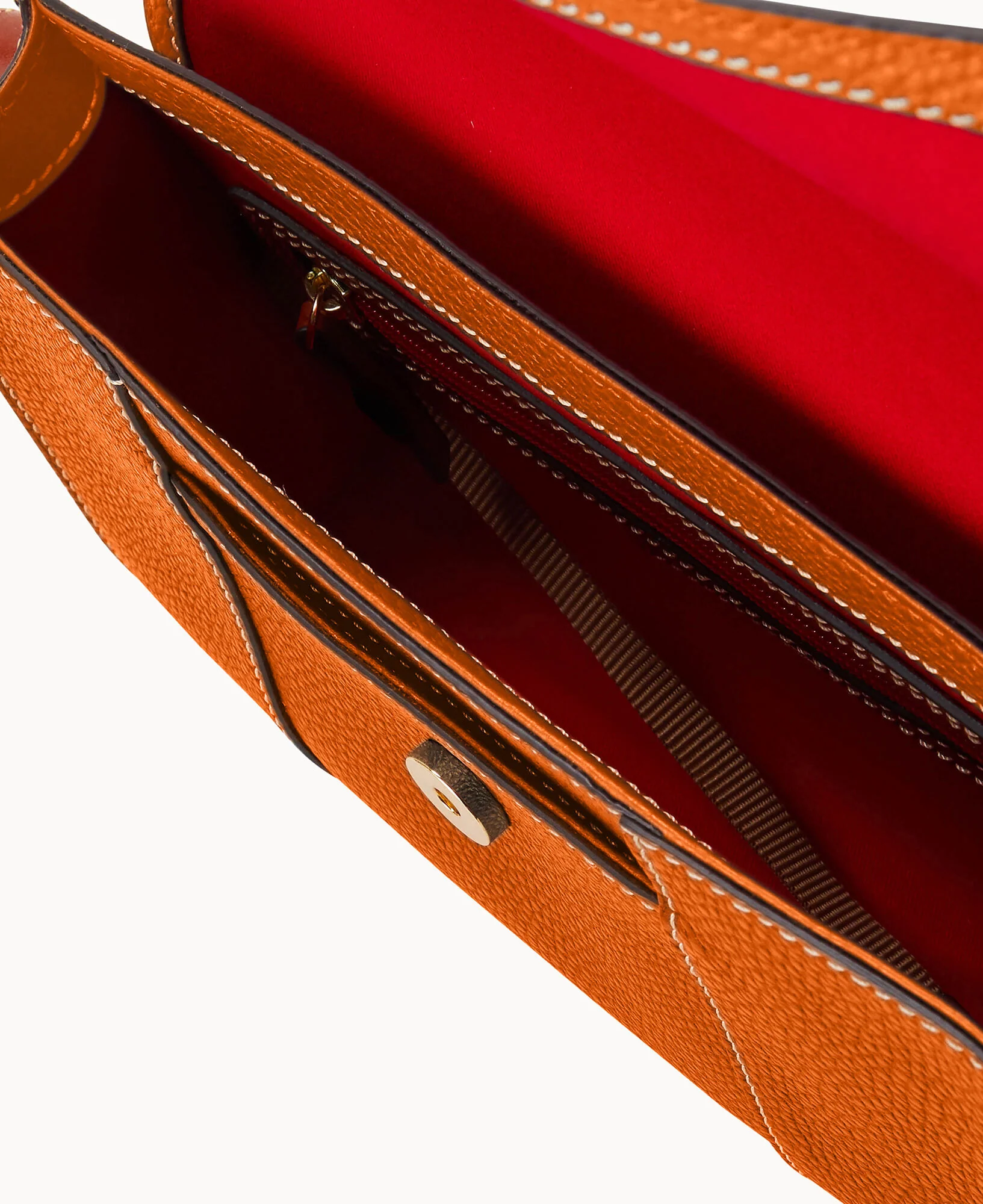 Pebble Grain Casey Clutch - Image 38