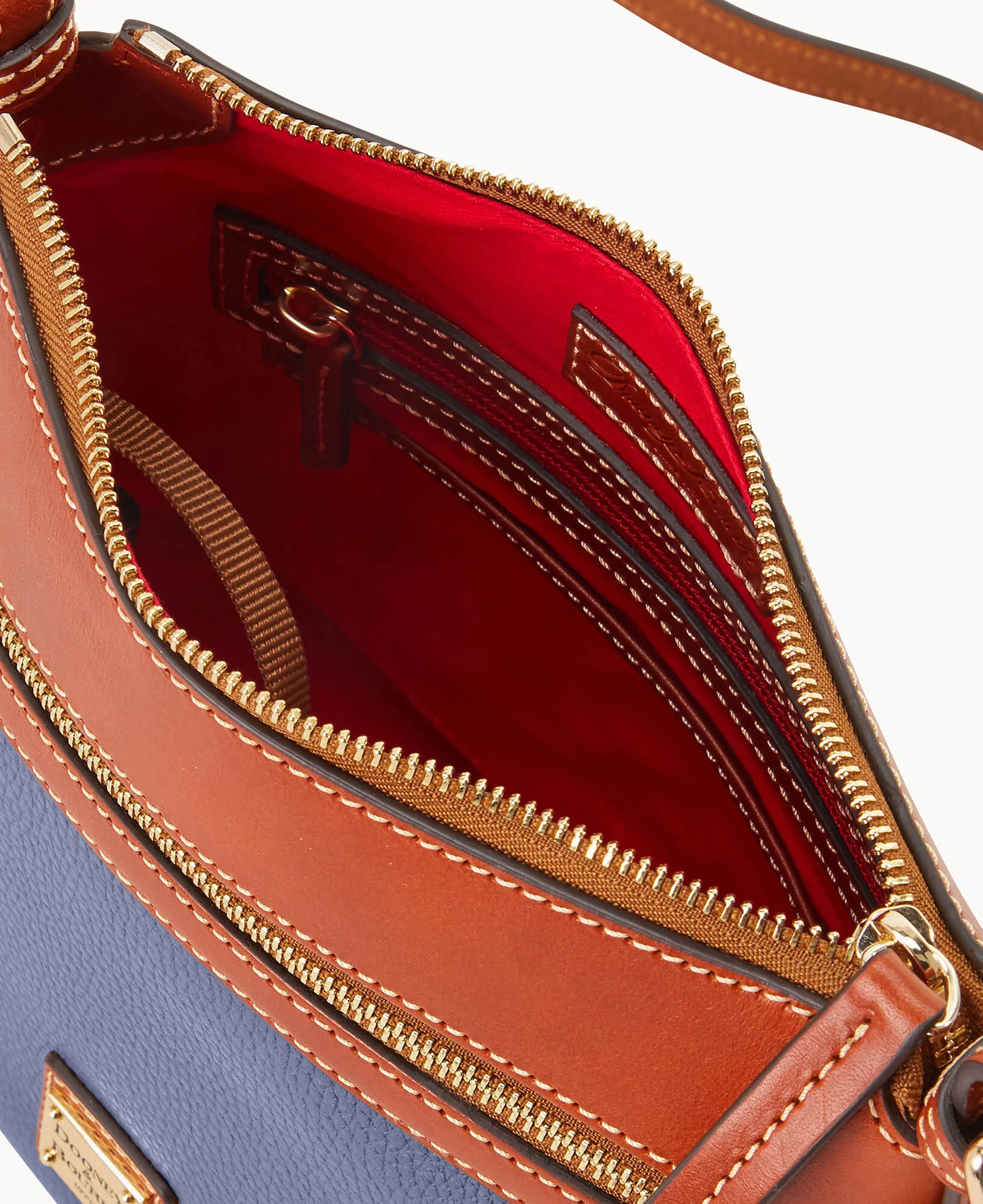 Pebble Grain Crossbody 25 - Image 43