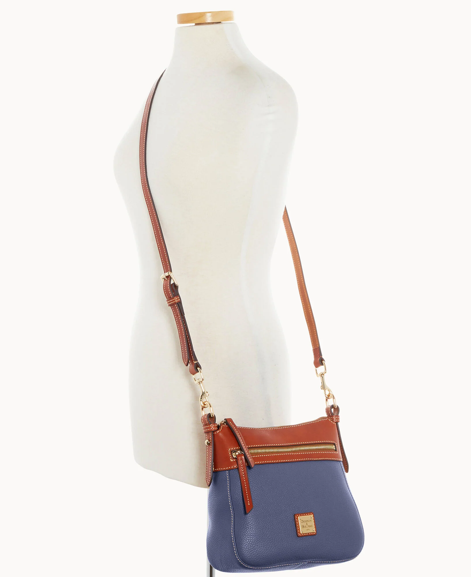 Pebble Grain Crossbody 25 - Image 44