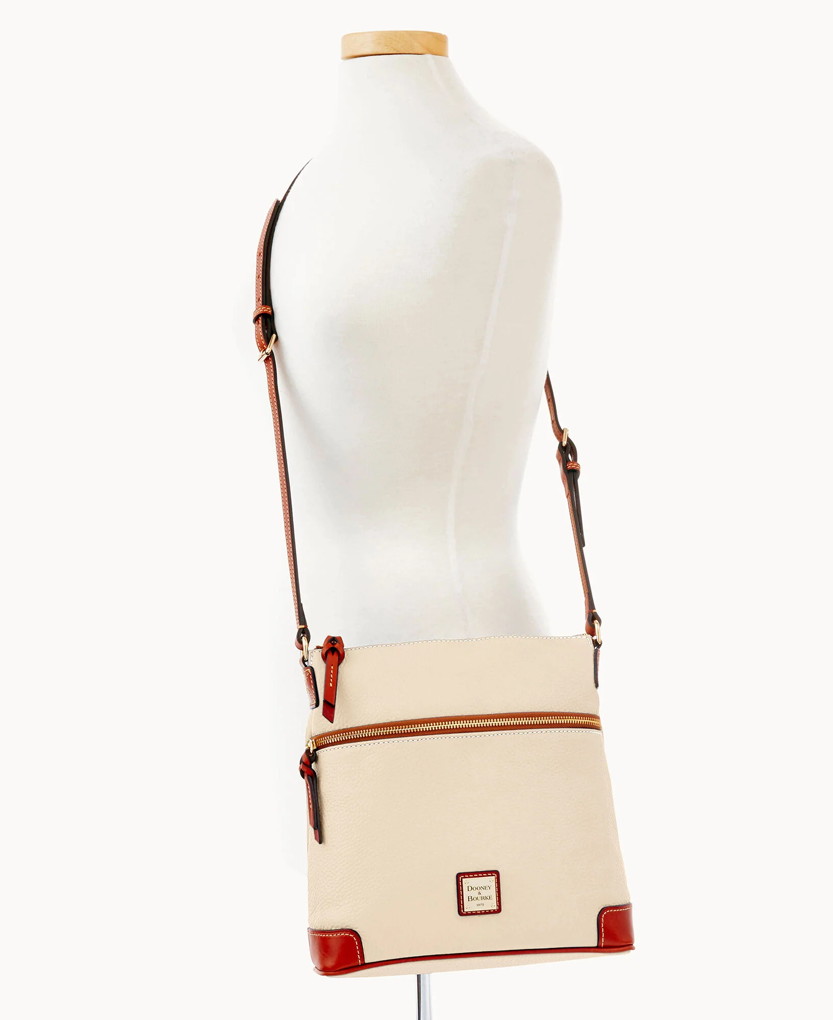 Pebble Grain Crossbody - Image 20