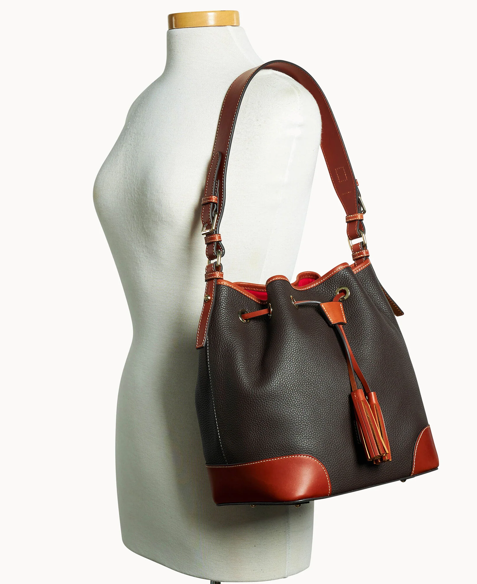 Pebble Grain Drawstring - Image 12