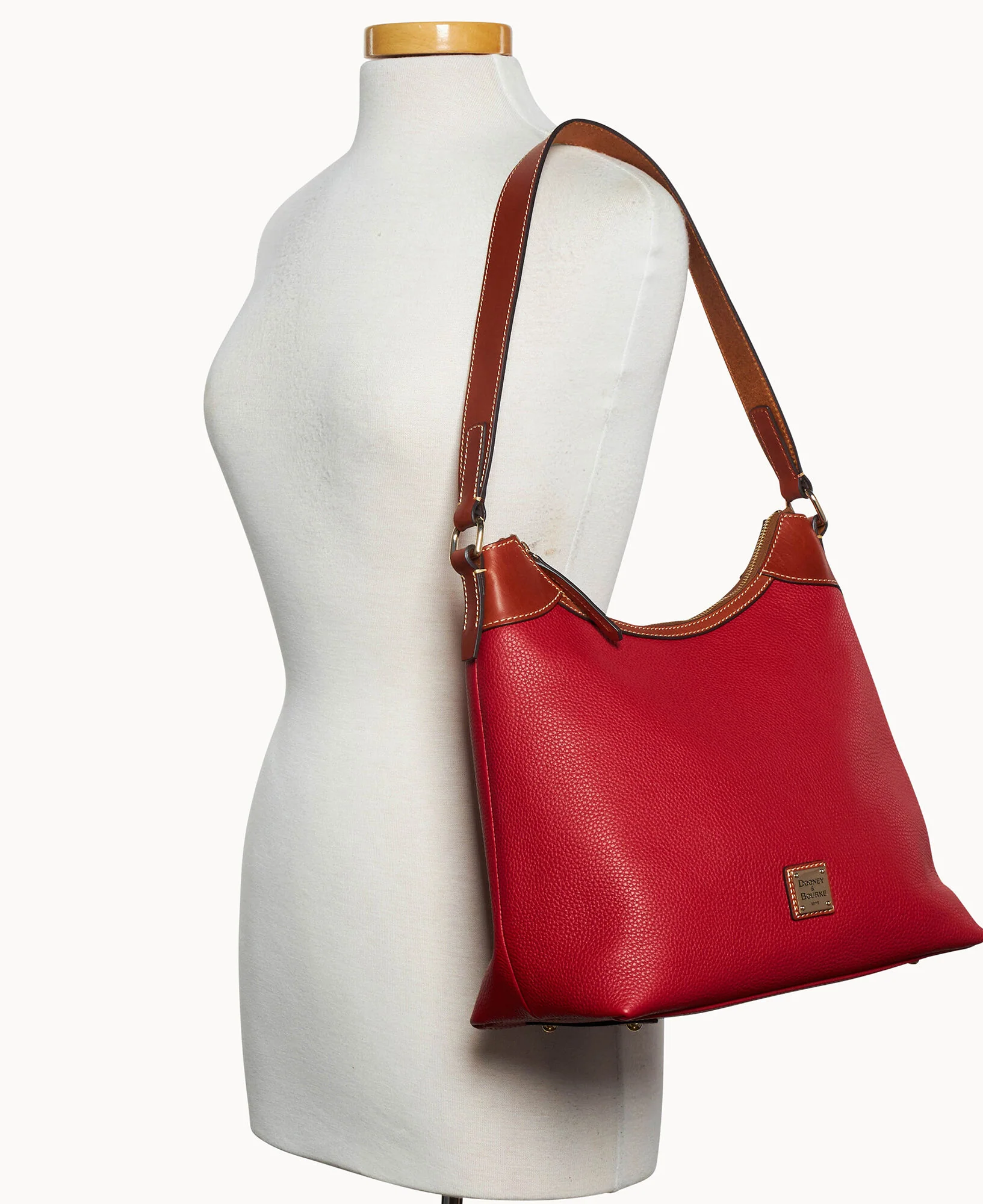 Pebble Grain Hobo - Image 12