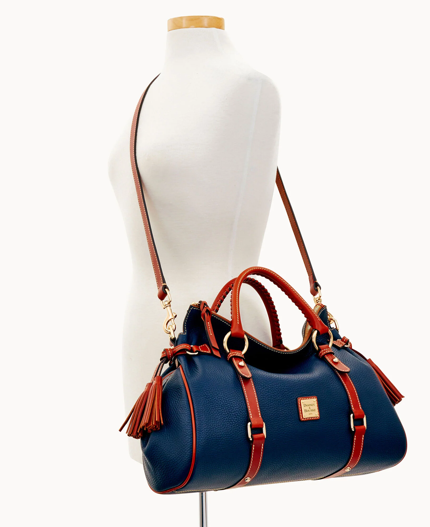 Pebble Grain Large Satchel - Image 31