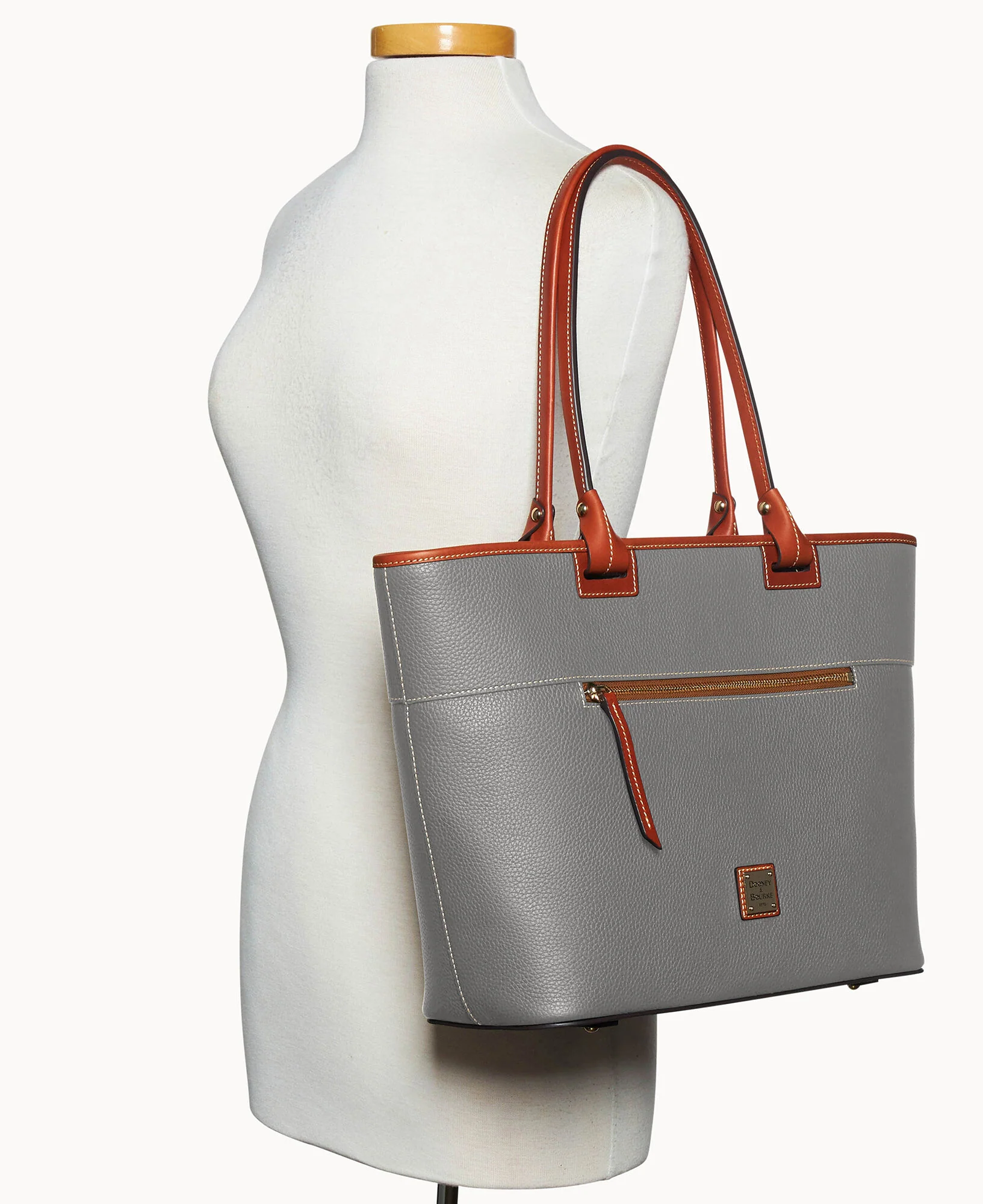 Pebble Grain Large Zip Tote - Image 40