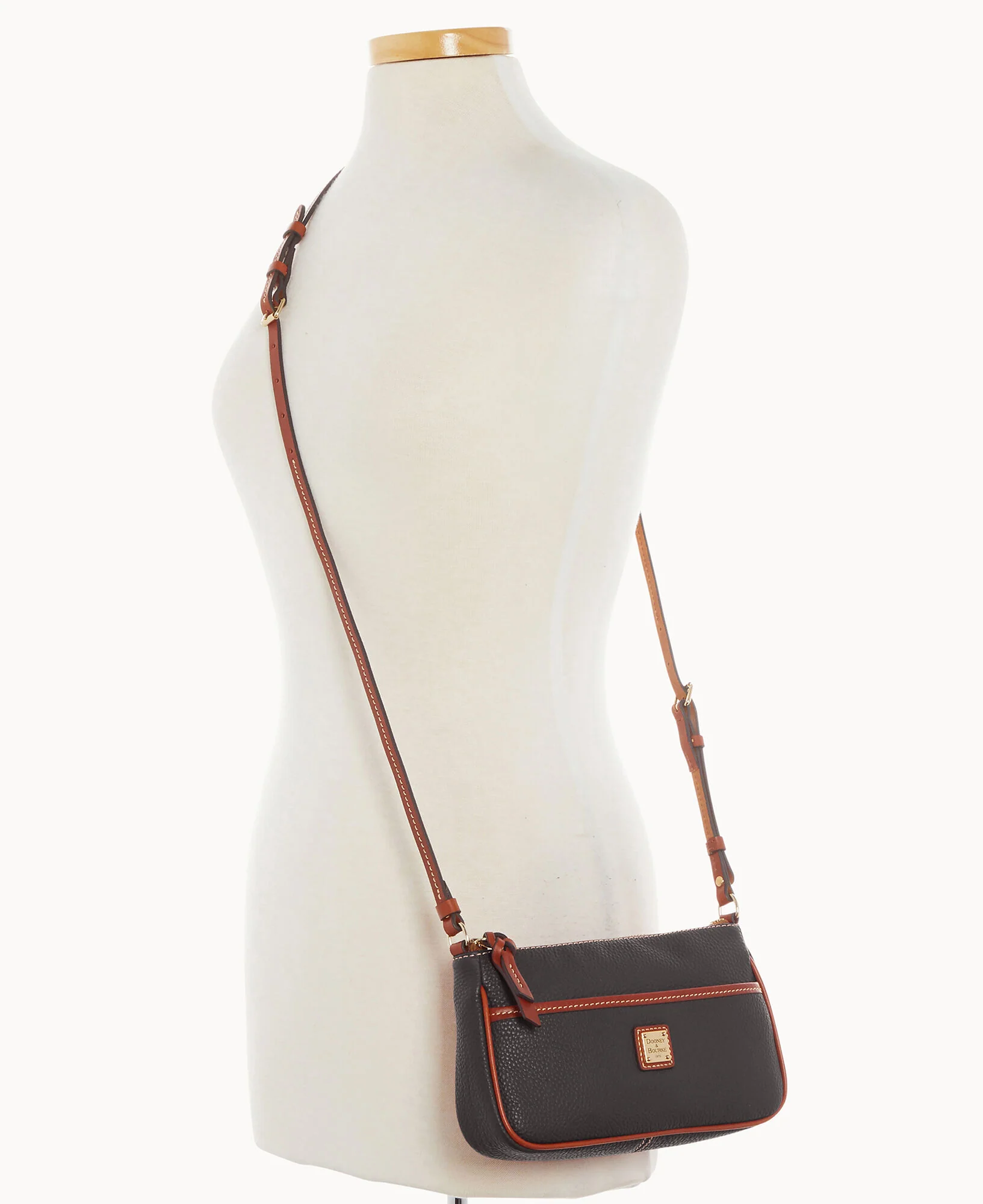 Pebble Grain Lola Pouchette Crossbody - Image 4