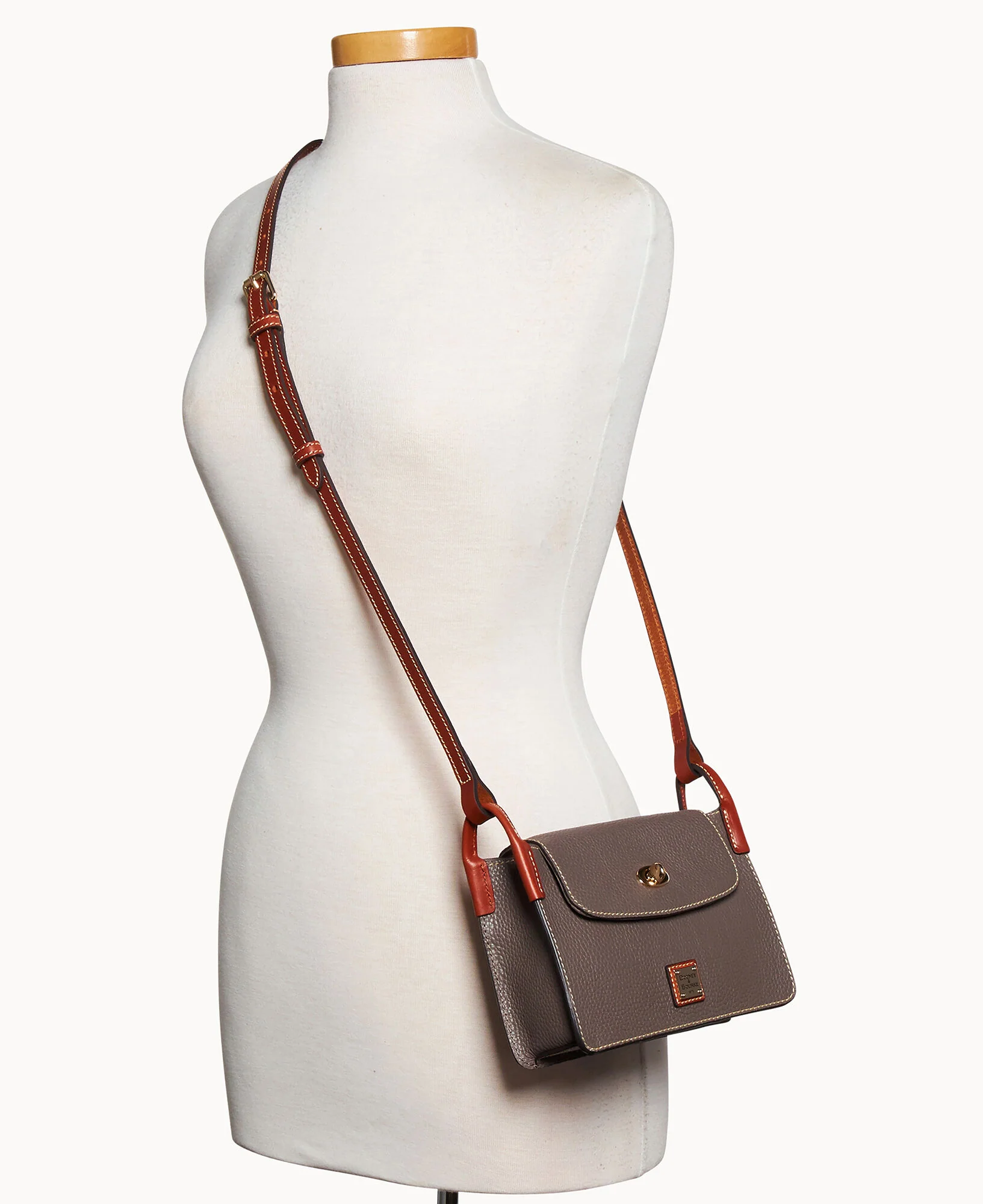 Pebble Grain Pinky Bag - Image 25