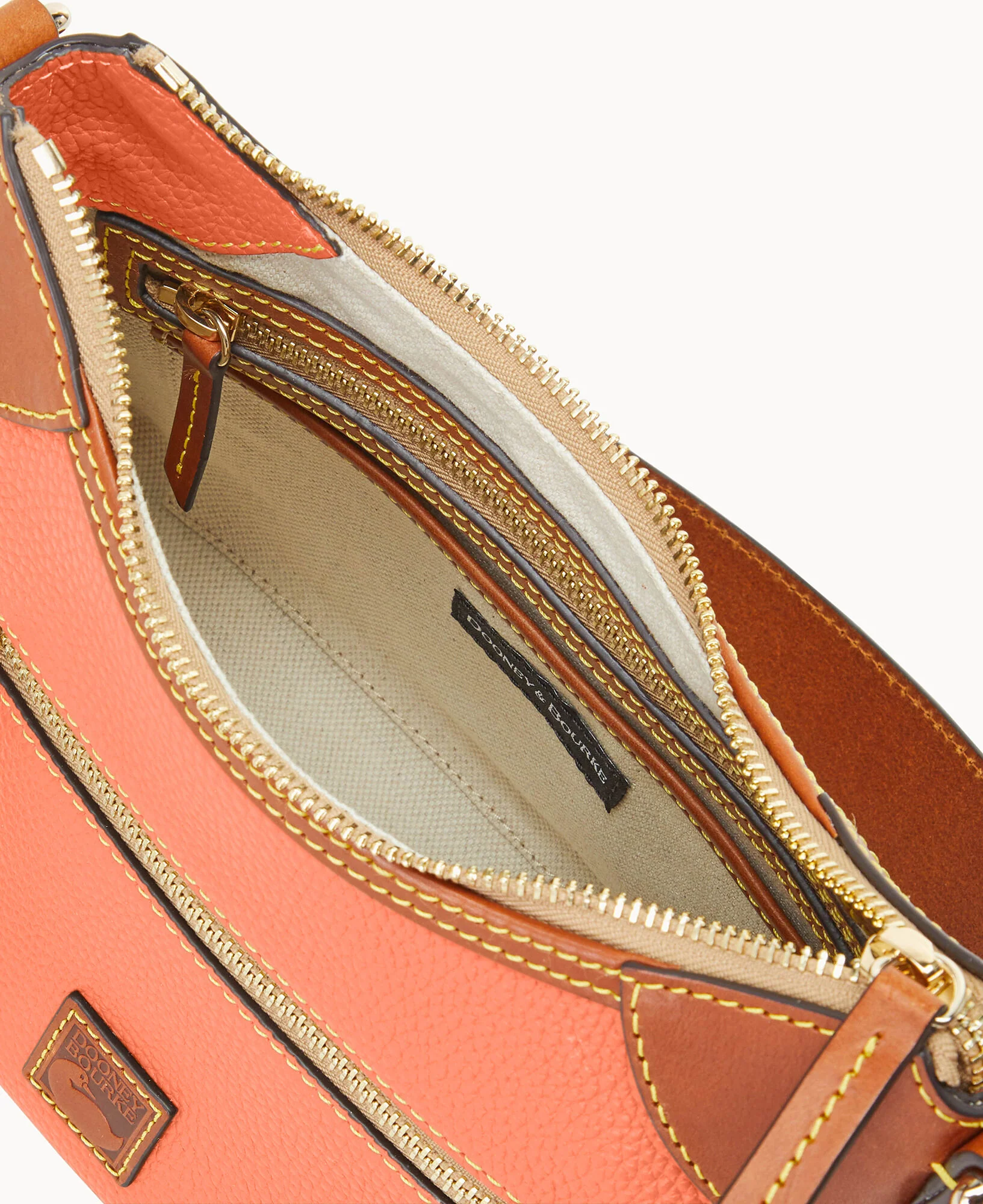 Pebble Grain Small Hobo - Image 19