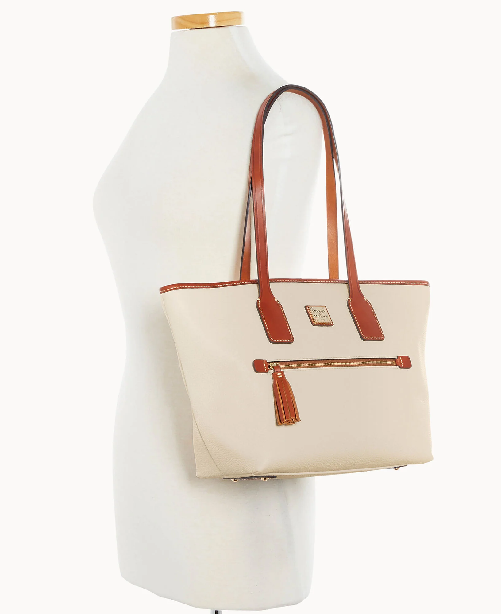 Pebble Grain Small Tote - Image 48