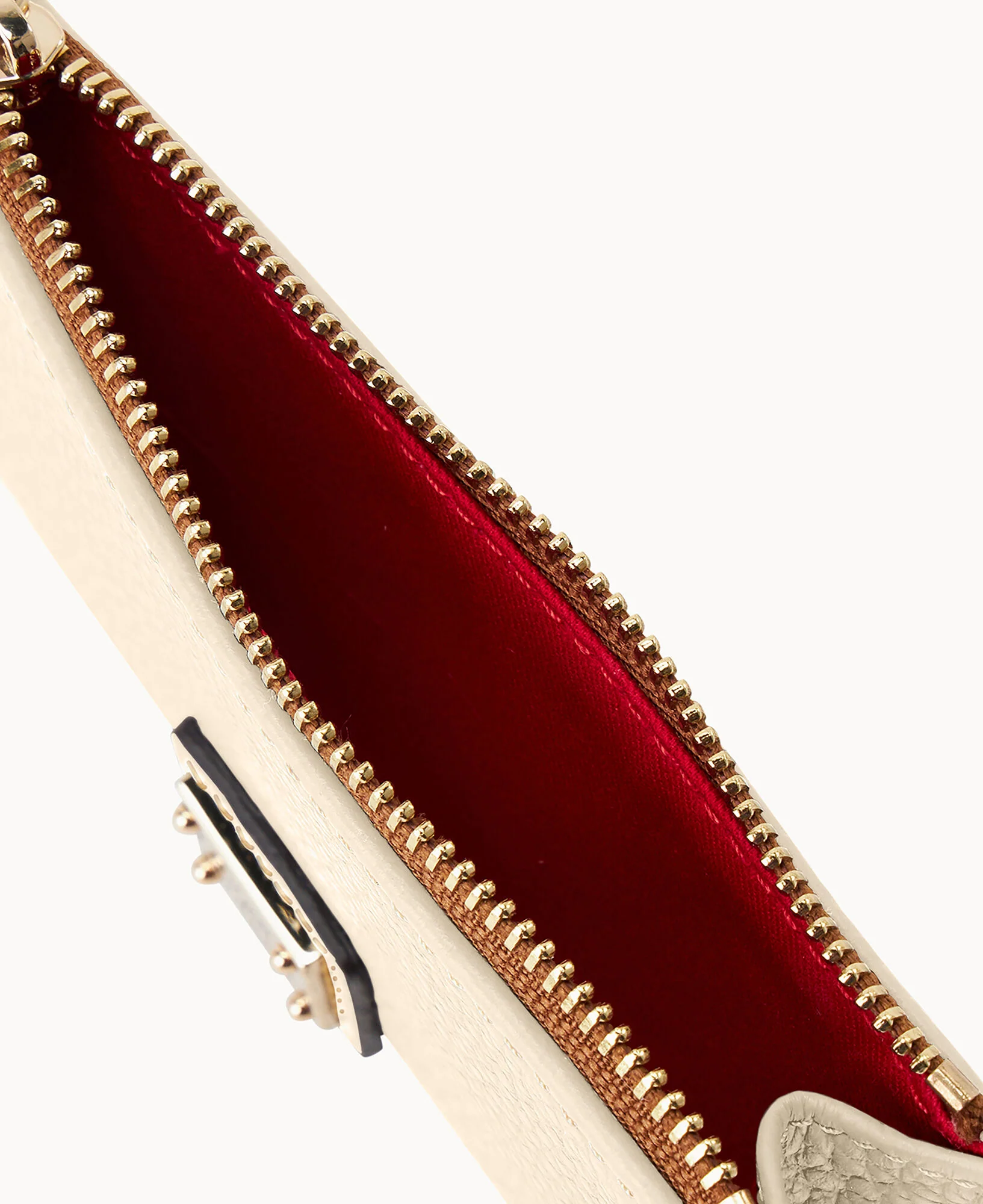 Pebble Grain Zip Credit Card Case - Image 18