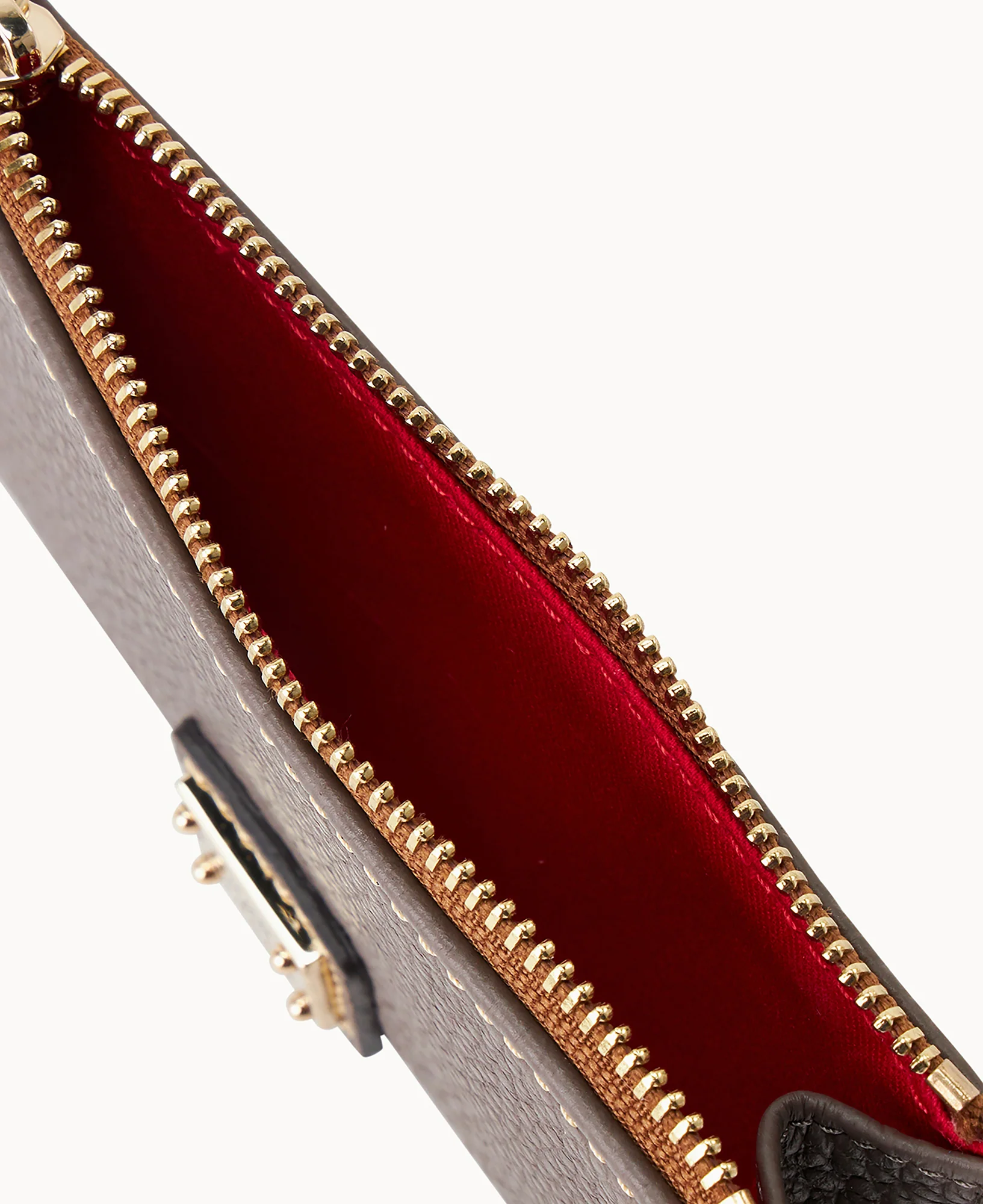 Pebble Grain Zip Credit Card Case - Image 9