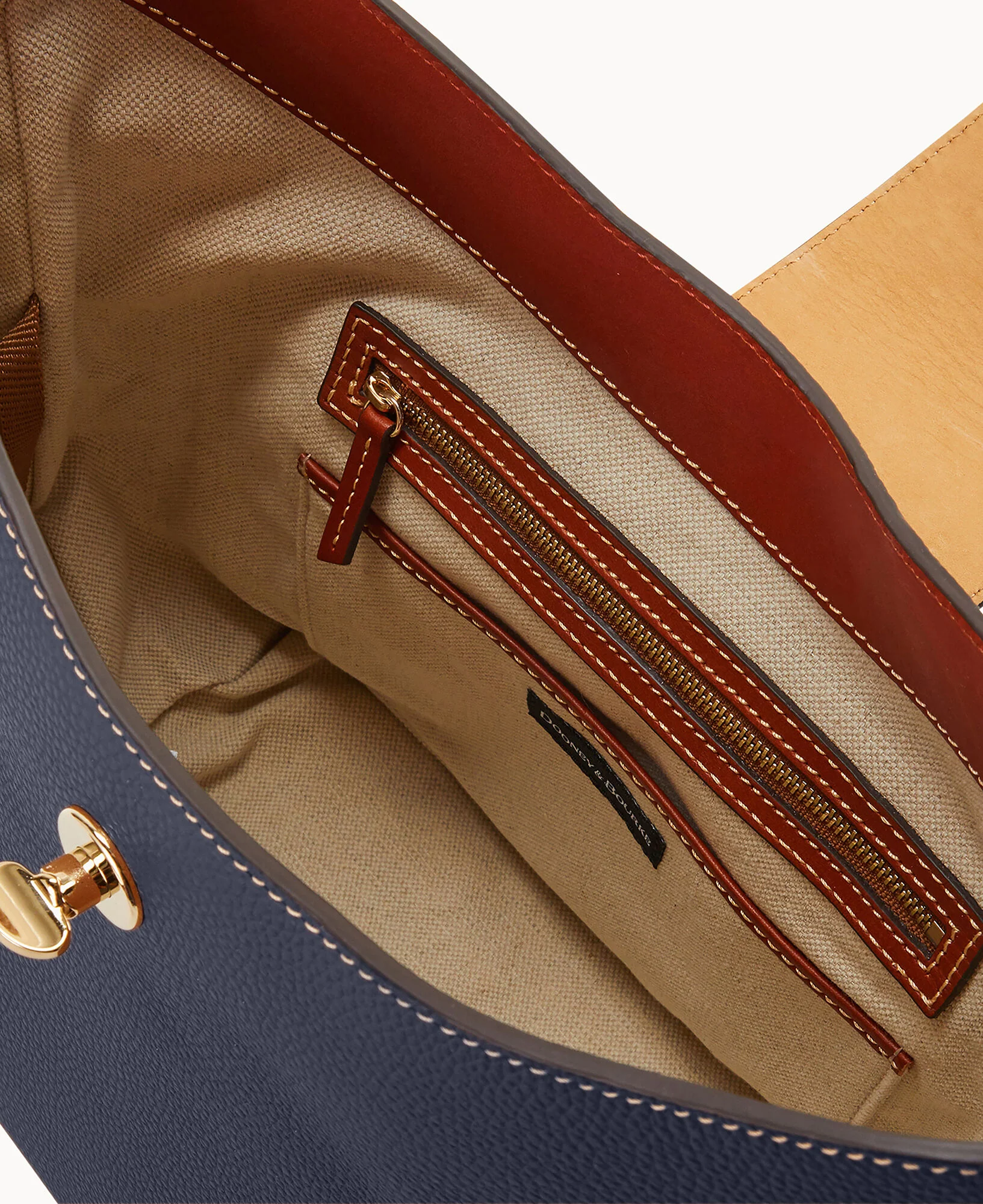 Pebble Turnlock Sac 30 - Image 48