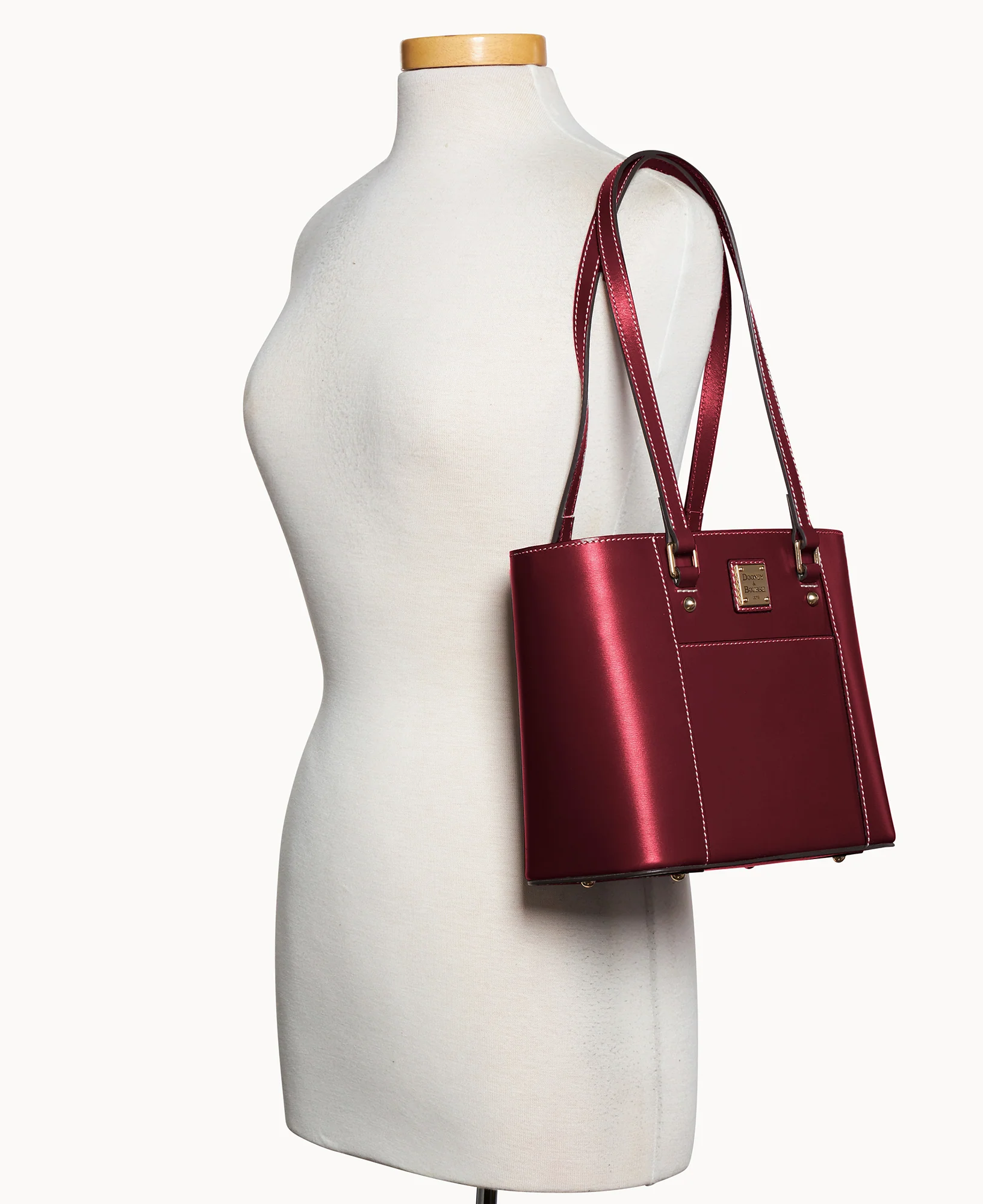 Penrose Pocket Tote 25 - Image 25