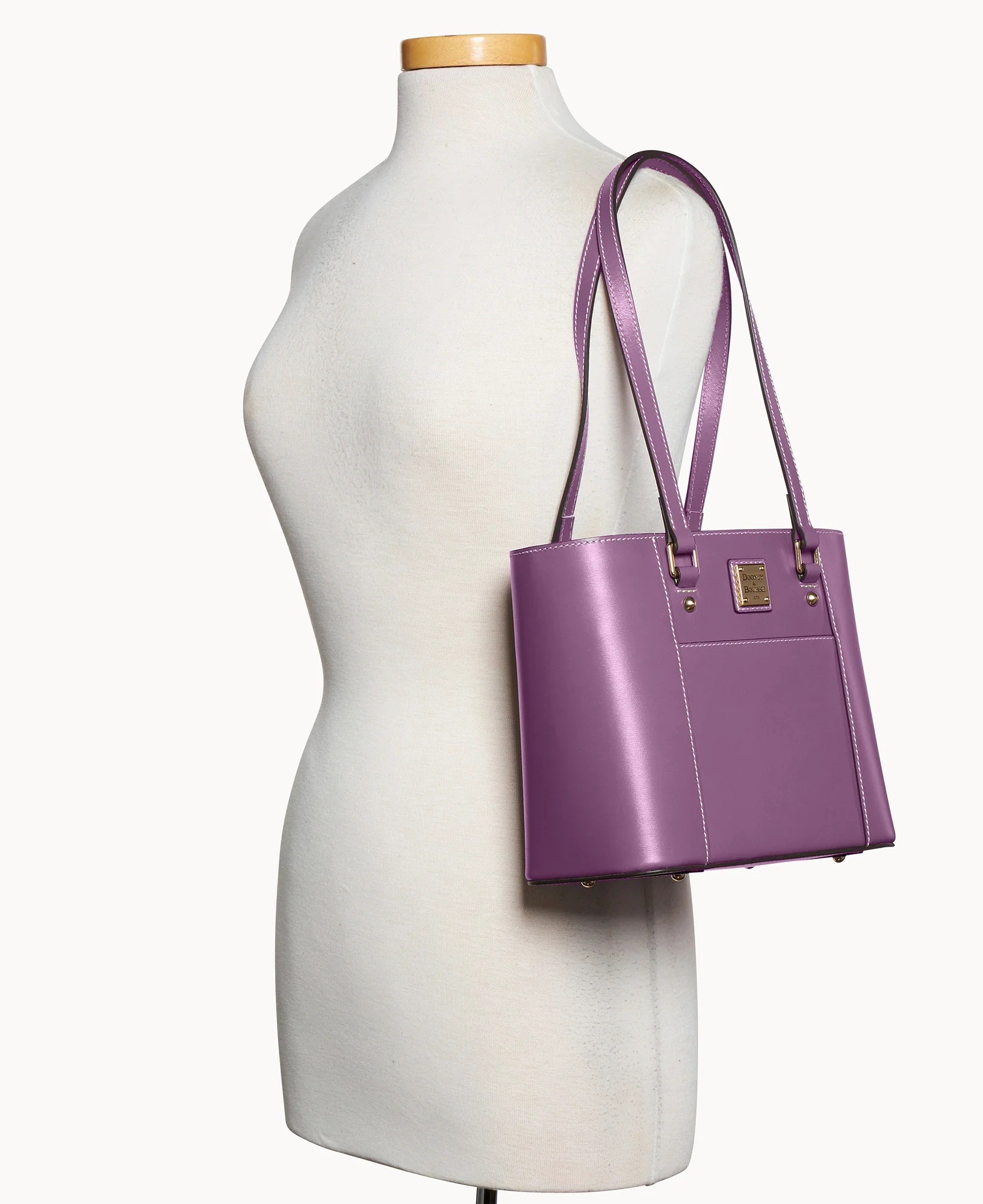 Penrose Pocket Tote 25 - Image 45