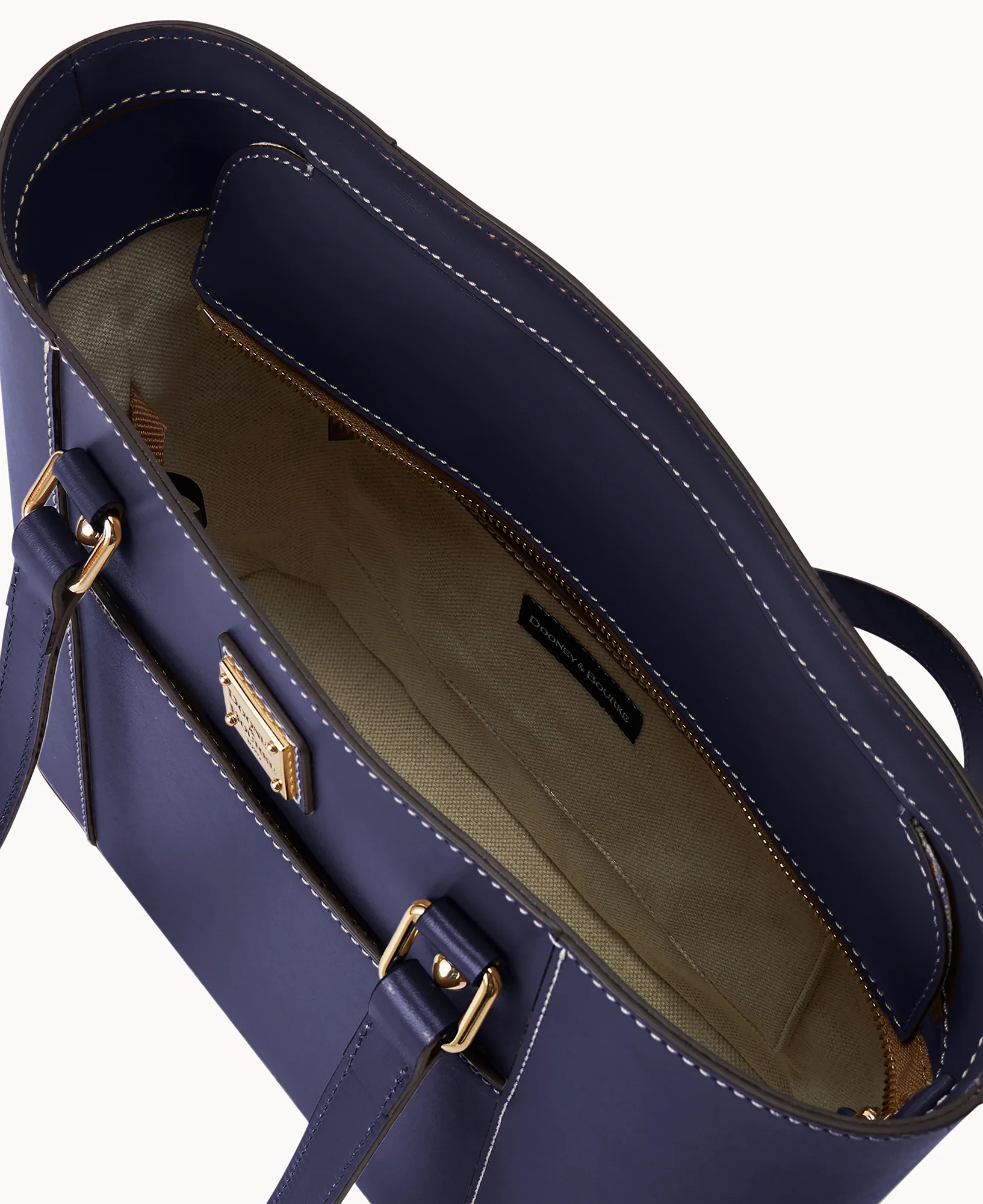 Penrose Pocket Tote 30 - Image 13