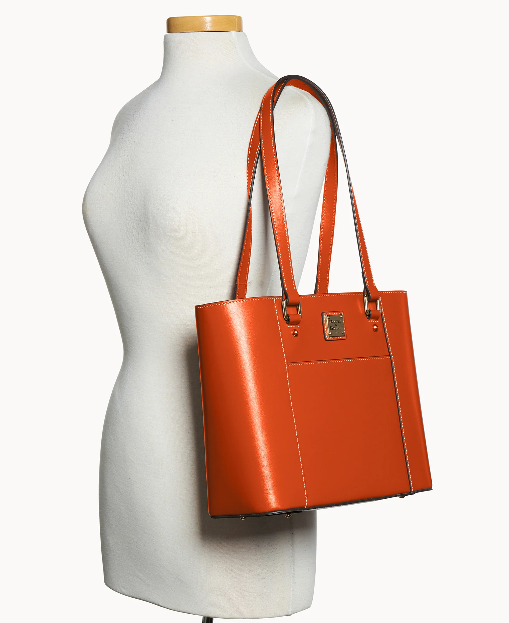 Penrose Pocket Tote 30 - Image 145