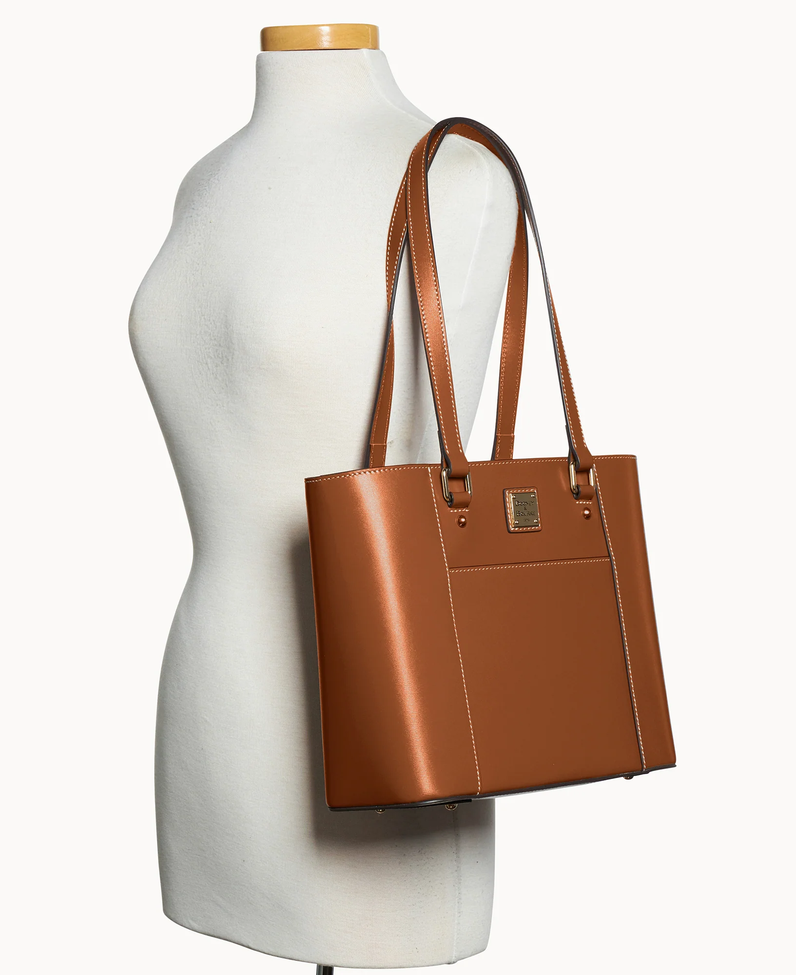 Penrose Pocket Tote 30 - Image 165