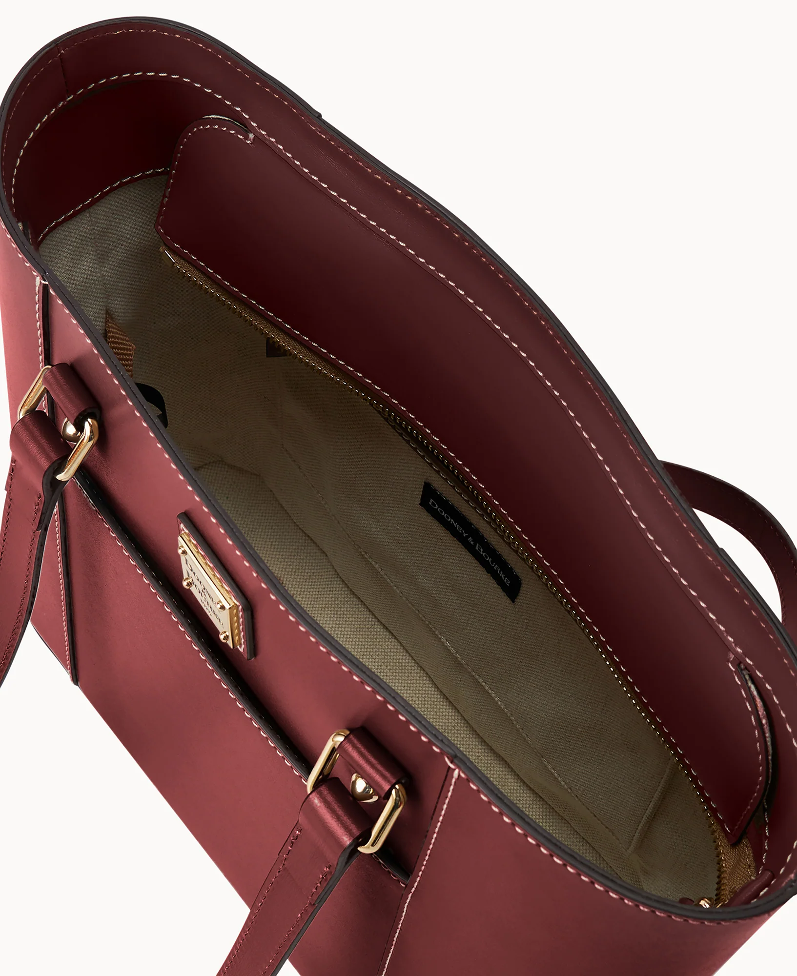 Penrose Pocket Tote 30 - Image 18