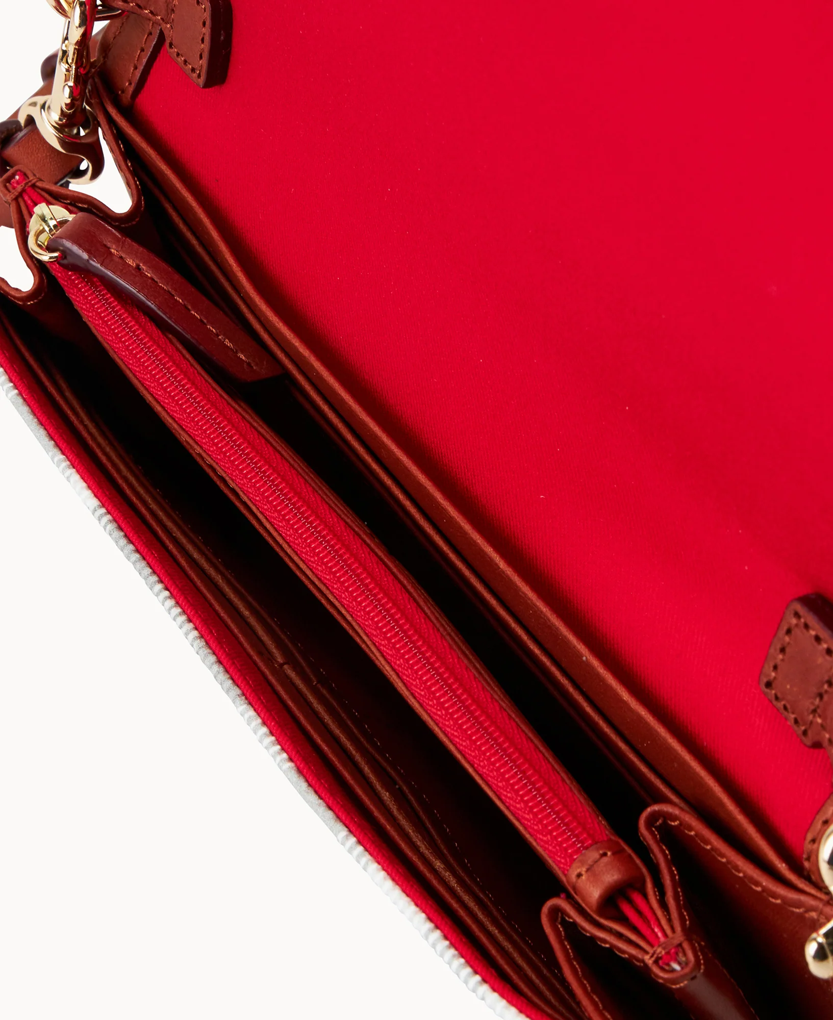 Sutherland Daphne Crossbody Wallet - Image 18