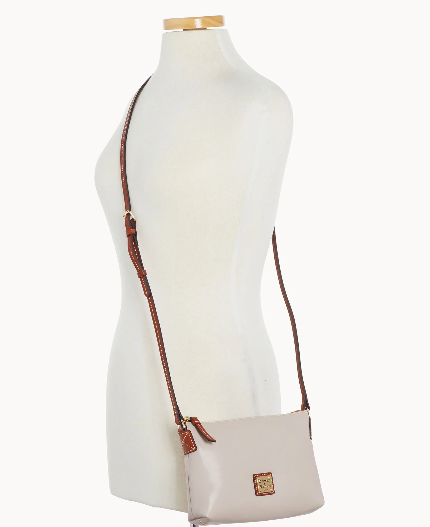 Wexford Leather Crossbody Pouchette - Image 4