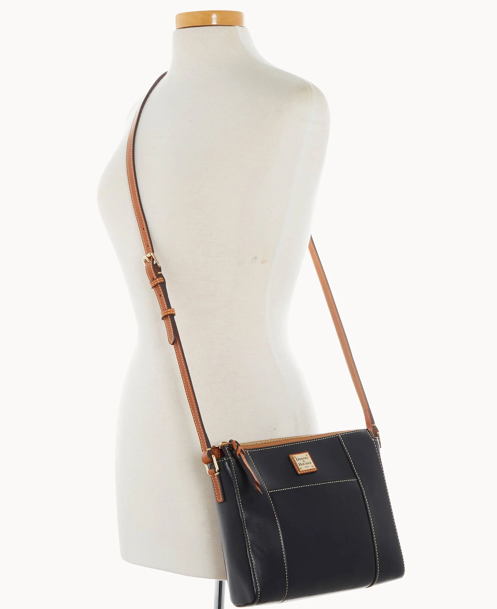 Wexford Leather Large Lexington Crossbody - Image 12
